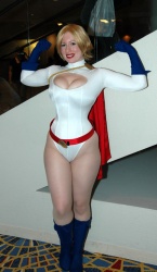 cosplay-cb_powergirl_bc-0015.jpg